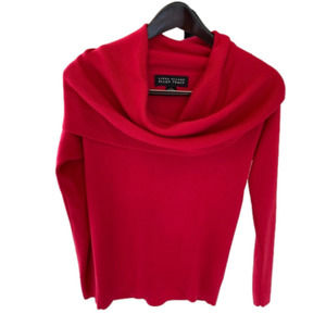 ELLEN Tracy off the shoulder sweater in deep rose color.  The photo takes on red